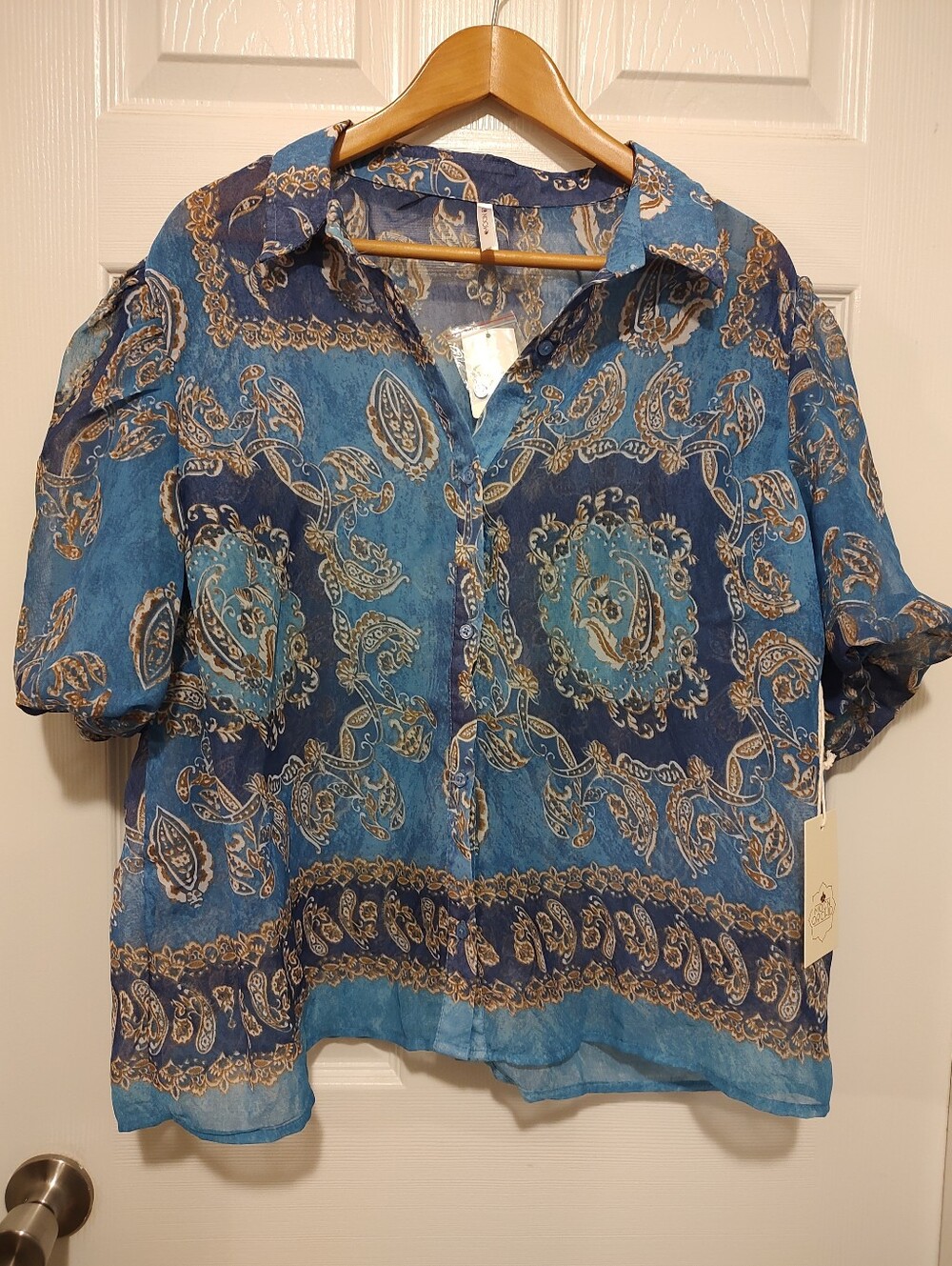 Blue Paisley Short-Sleeve Men's Shirt
